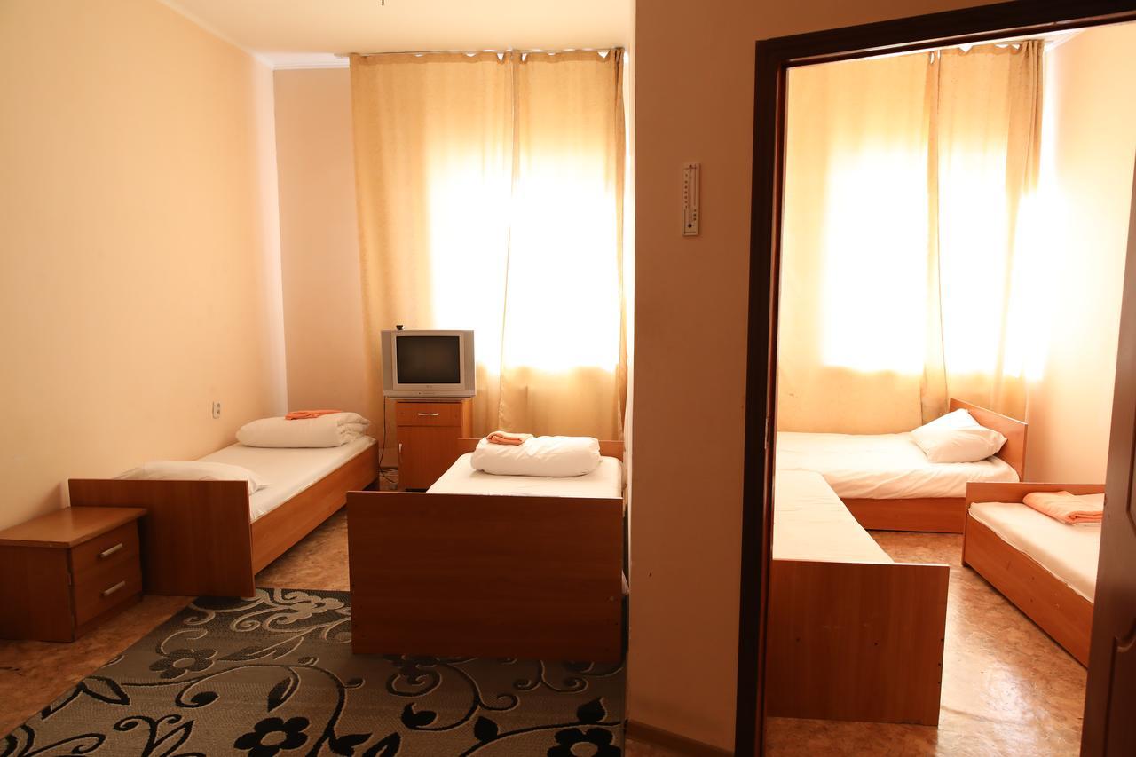 Hotel Alkuat アスターナ エクステリア 写真