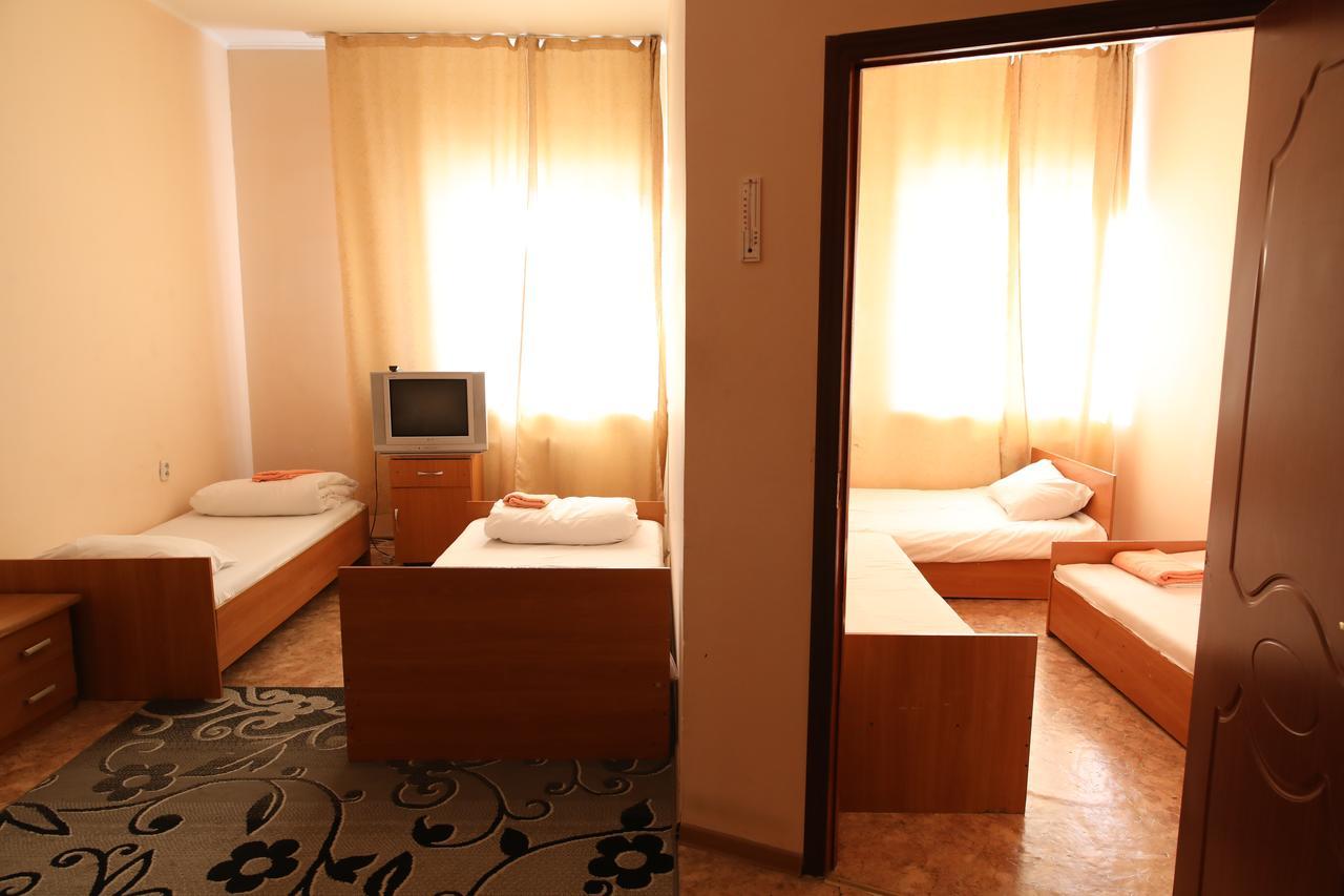 Hotel Alkuat アスターナ エクステリア 写真